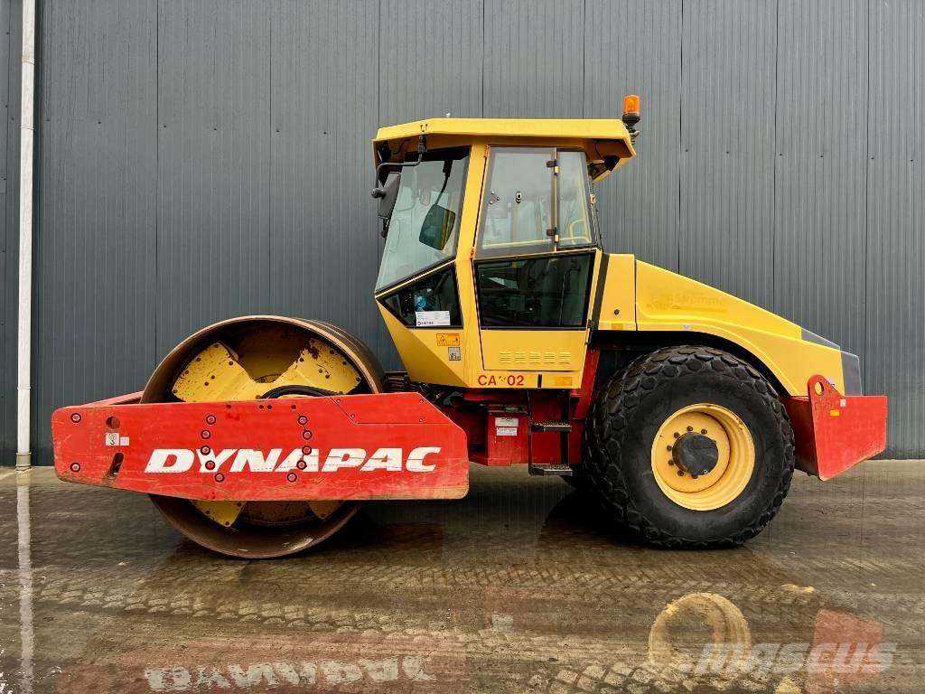 Dynapac CA302D Walce jednobębnowe
