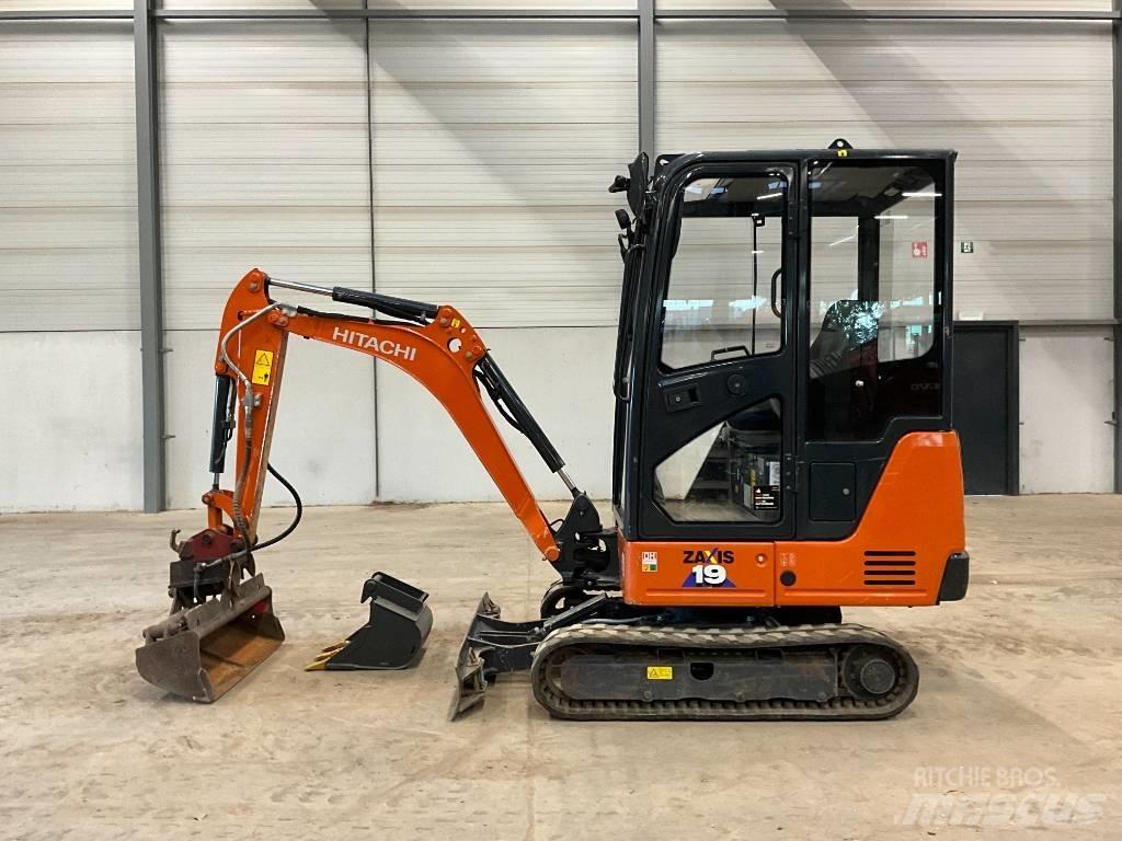 Hitachi ZX 19-6 Minikoparki