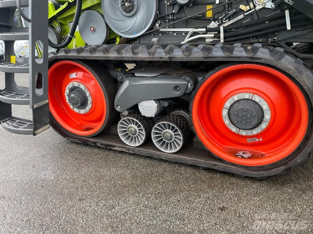 CLAAS Lexion 6900 TT Kombajny zbożowe