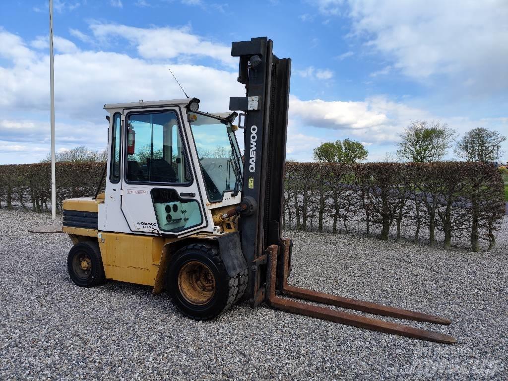 Daewoo D 40 S Wózki Diesla
