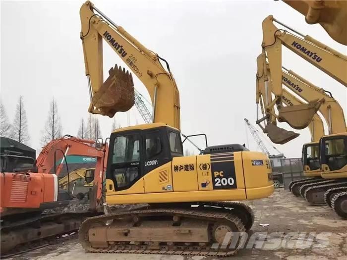 Komatsu PC 200-7 Koparki gąsienicowe