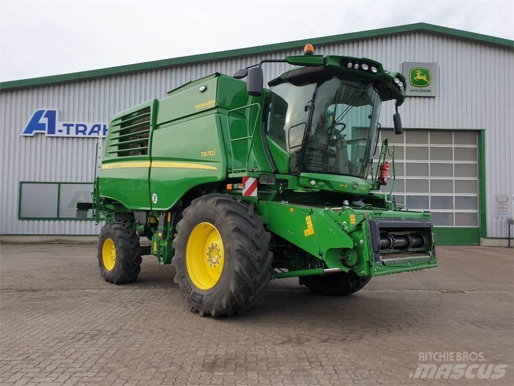 John Deere T670 Kombajny zbożowe