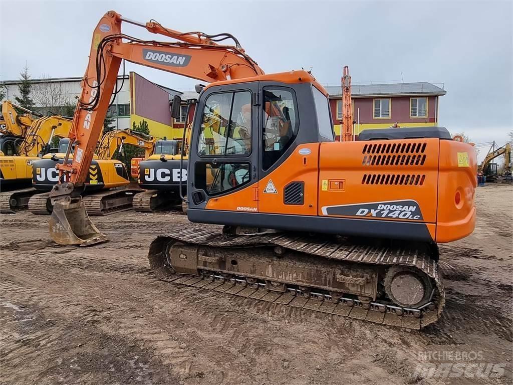 Doosan DX 140 LC-3 Koparki gąsienicowe