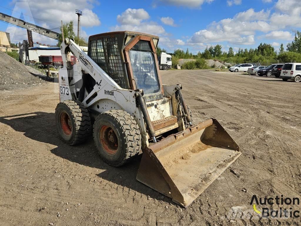 Bobcat 873 Ładowarki burtowe
