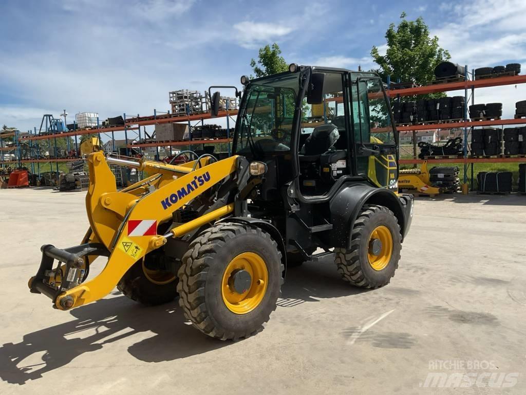 Komatsu WA80M-8 Ładowarki kołowe