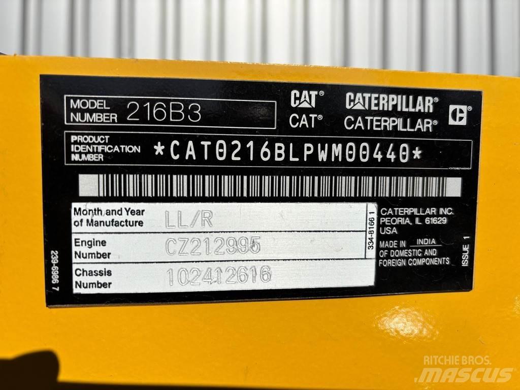 CAT 216B3 Ładowarki kołowe