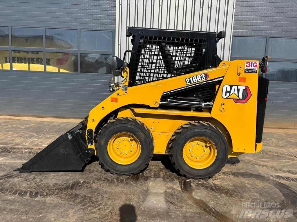 CAT 216B3 Ładowarki kołowe