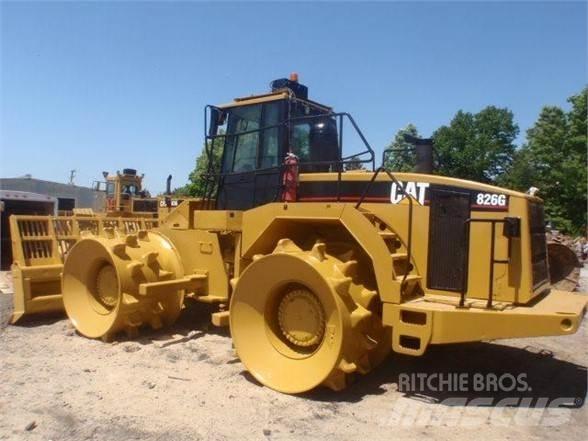 CAT 826G Kompaktory