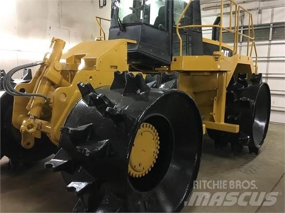 CAT 826G Kompaktory