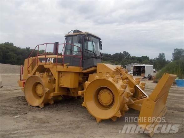 CAT 826H Kompaktory
