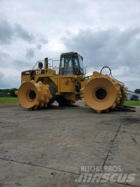 CAT 836G Kompaktory