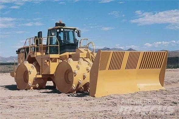 CAT 836H Kompaktory
