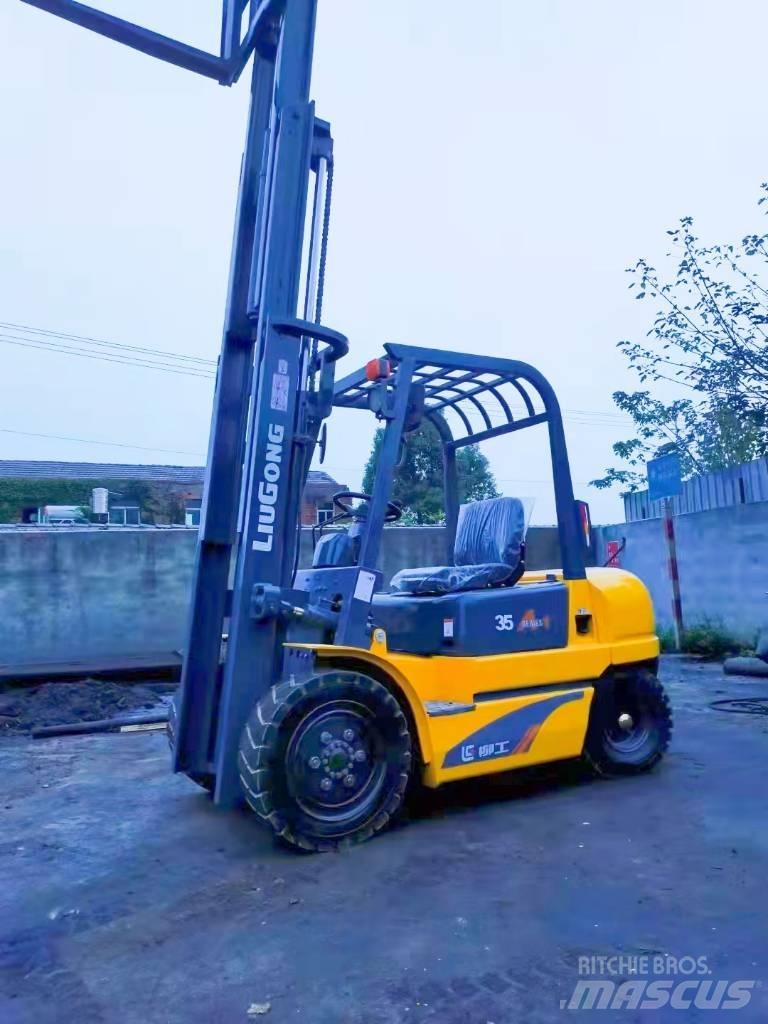 LiuGong CPC 35 Wózki Diesla