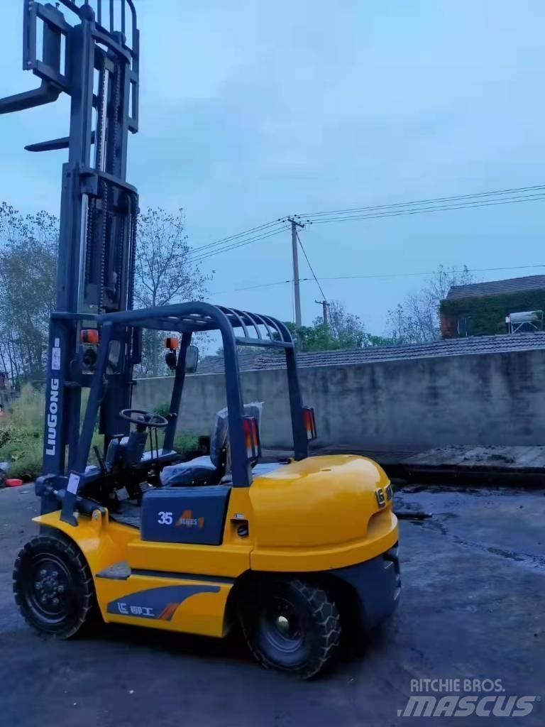 LiuGong CPC 35 Wózki Diesla
