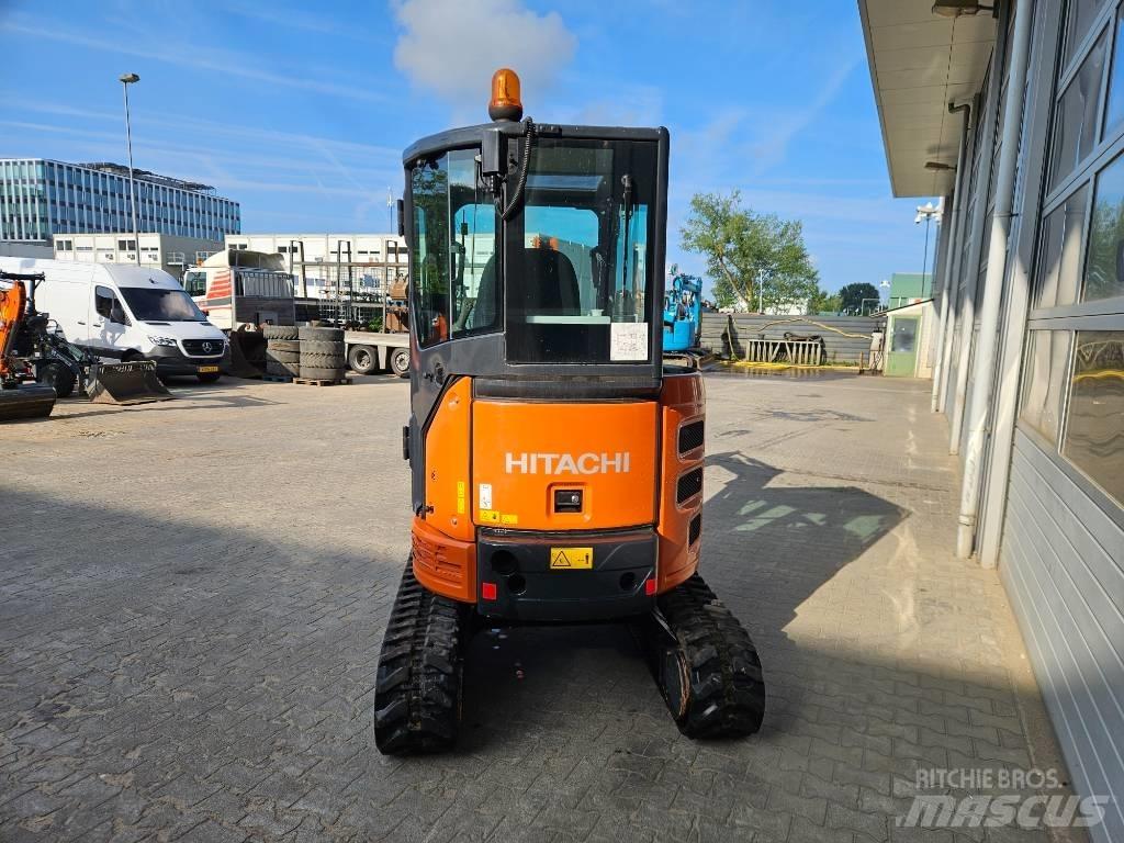 Hitachi ZX26U-6 Minikoparki
