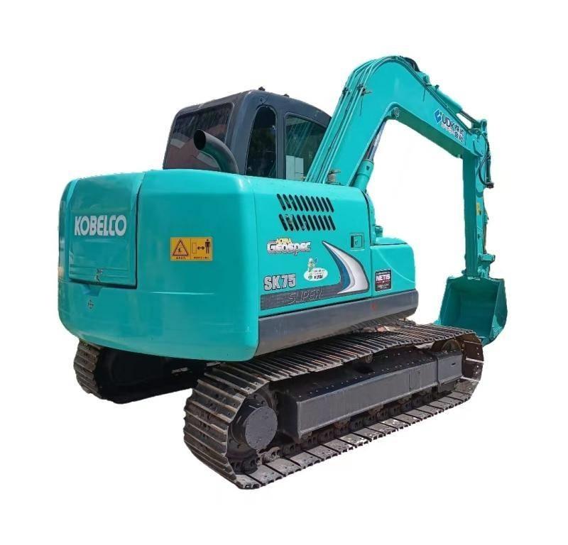 Kobelco SK 75 Koparki gąsienicowe
