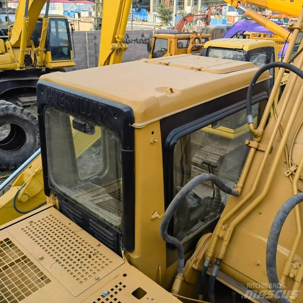 CAT 320 B LC Koparki gąsienicowe