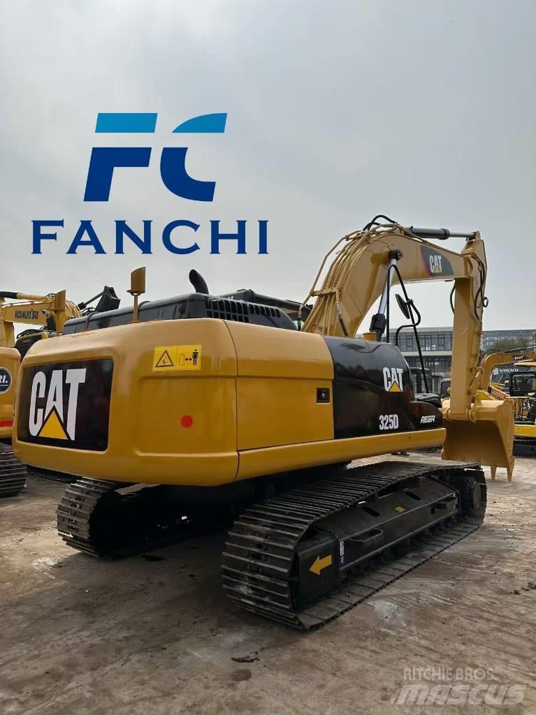 CAT 325 D Koparki gąsienicowe