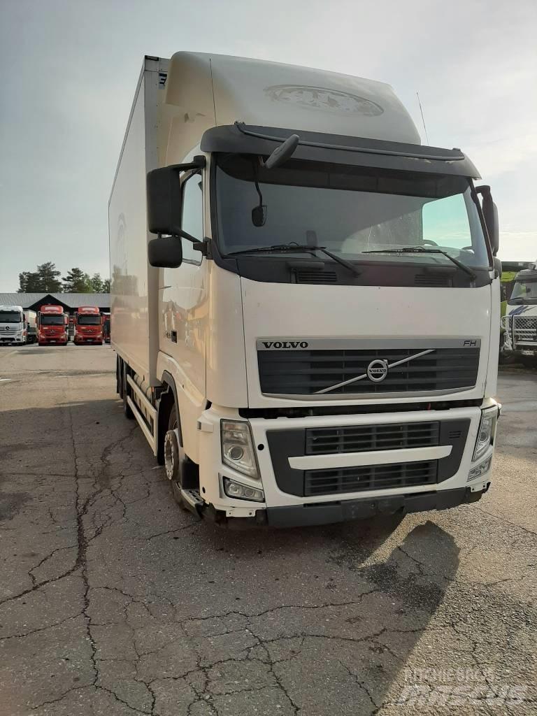 Volvo FH 13 Samochody ciężarowe ze skrzynią zamkniętą