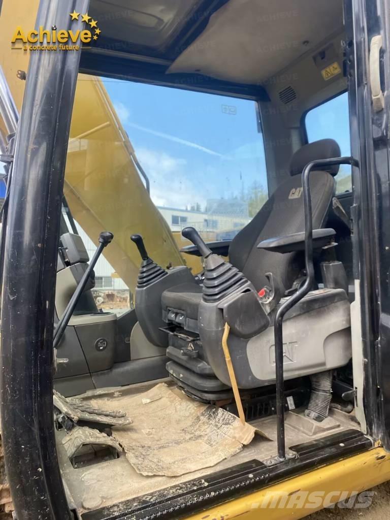 CAT 313D2GC Koparki gąsienicowe