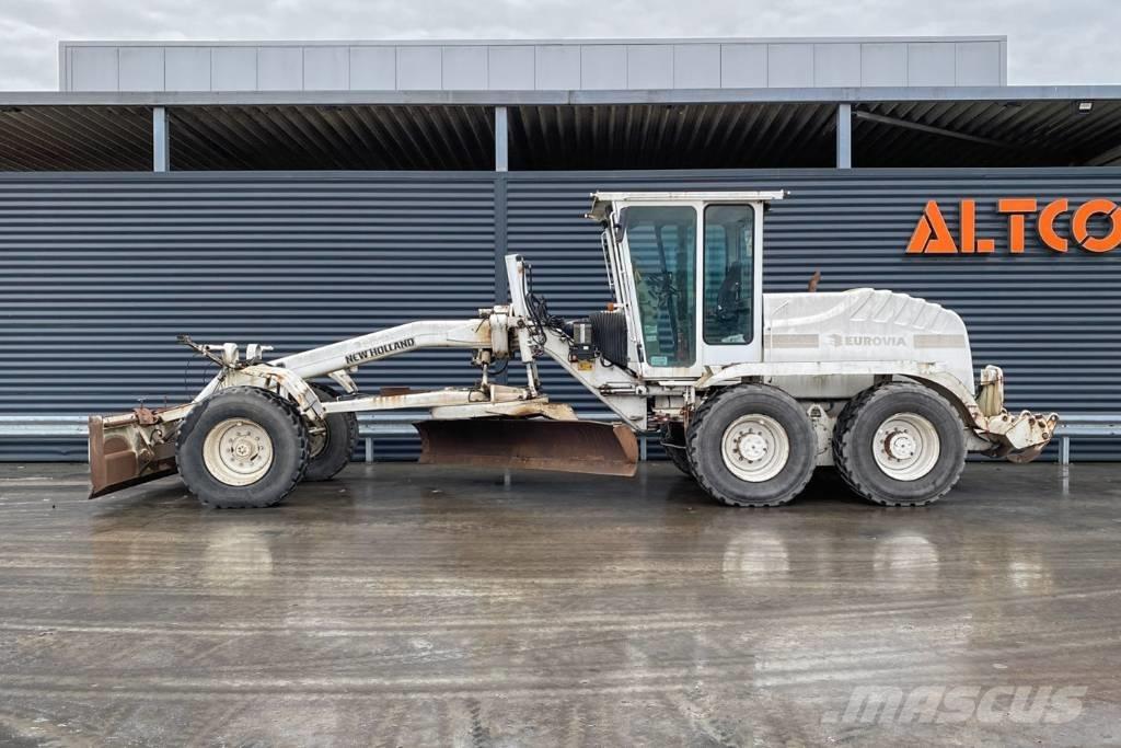 New Holland F156.6 Równiarki