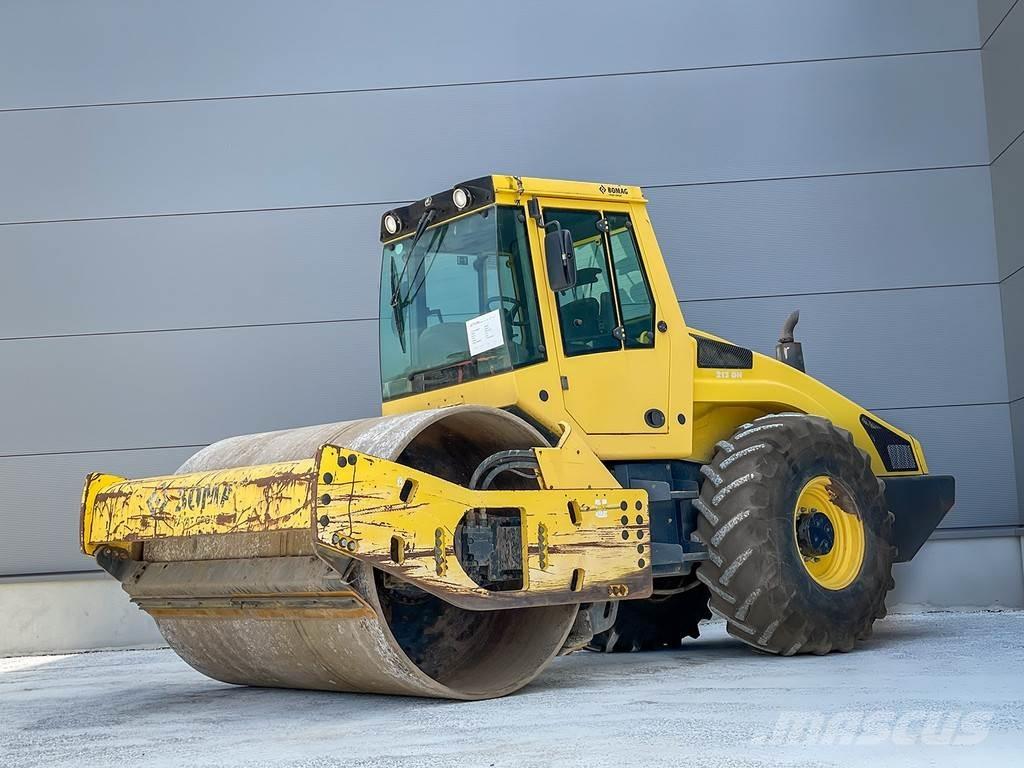 Bomag BW 213 DH-4 Walce jednobębnowe