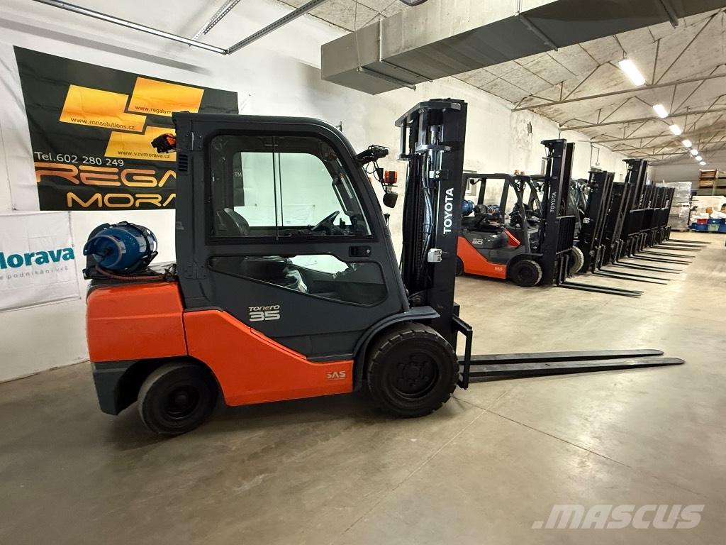 Toyota 02-8 FGJF 35 Wózki LPG