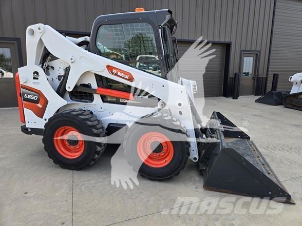 Bobcat S650 Ładowarki burtowe