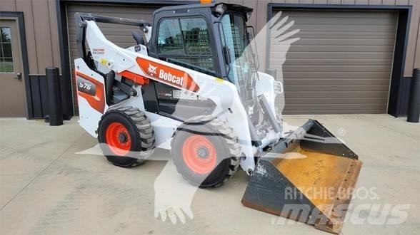 Bobcat S76 Ładowarki burtowe