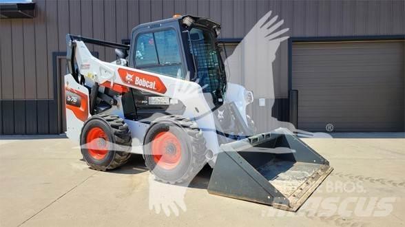 Bobcat S76 Ładowarki burtowe