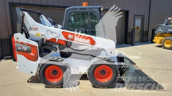 Bobcat S76 Ładowarki burtowe