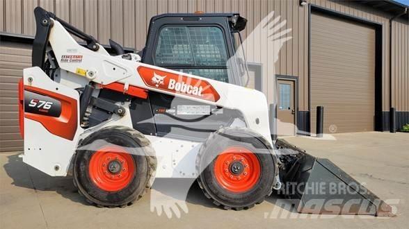 Bobcat S76 Ładowarki burtowe
