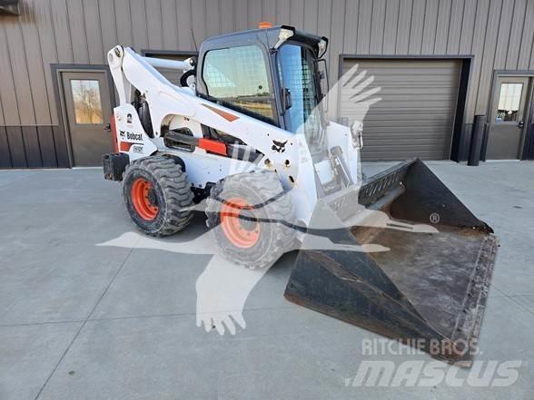Bobcat S850 Ładowarki burtowe