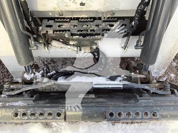 Bobcat T650 Ładowarki burtowe