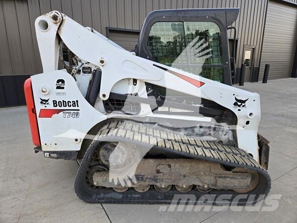 Bobcat T740 Ładowarki burtowe