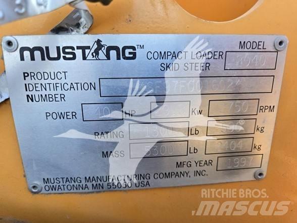 Mustang 2040 Ładowarki burtowe