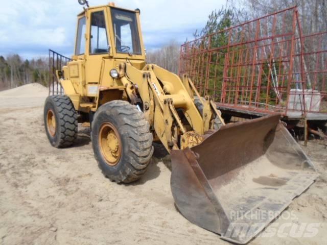 CAT 930 Ładowarki kołowe