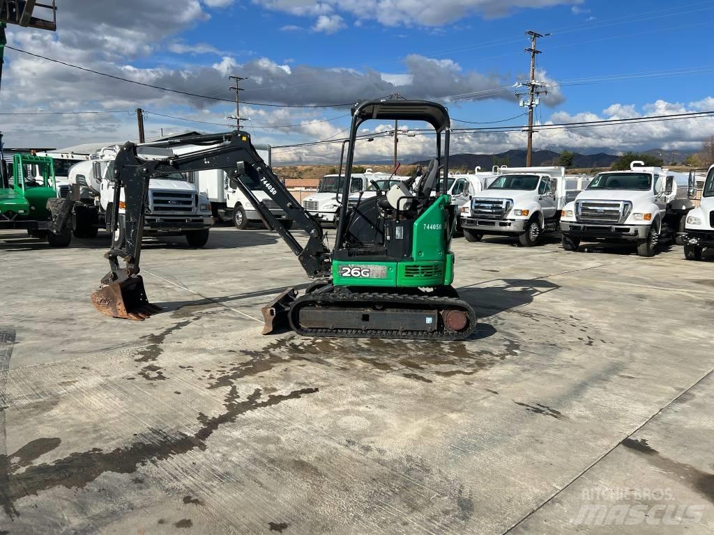John Deere 26G Minikoparki