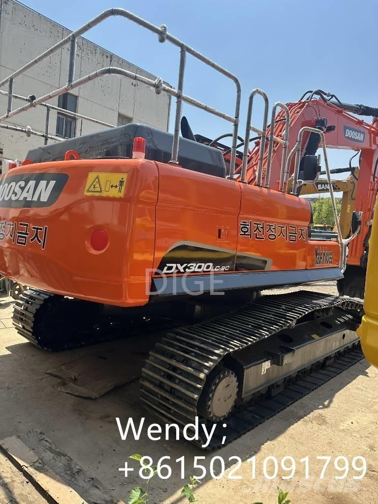 Doosan DX 300 Midikoparki  7t - 12t
