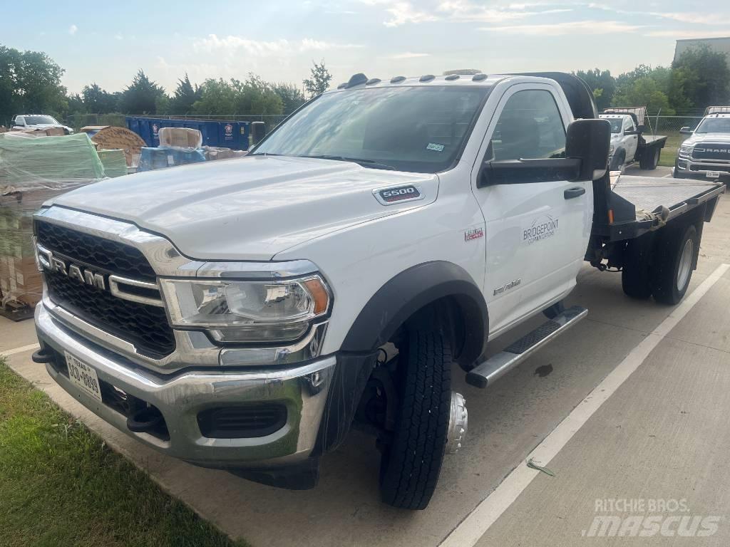 RAM 5500 Ciężarówki typu Platforma / Skrzynia