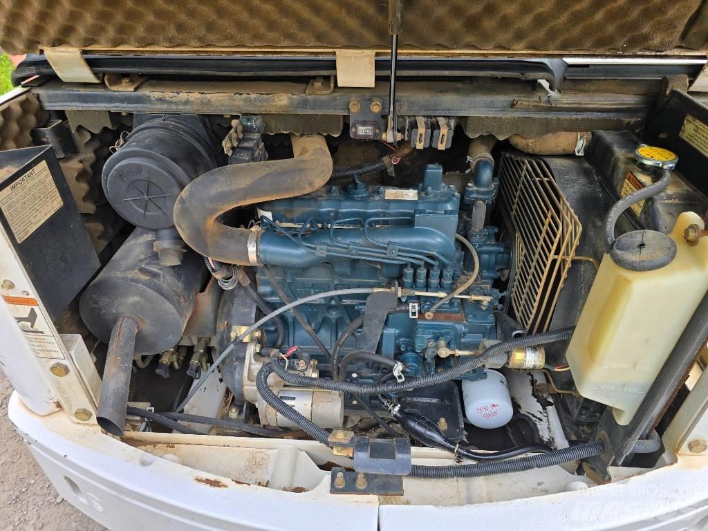 Bobcat X 331 Minikoparki