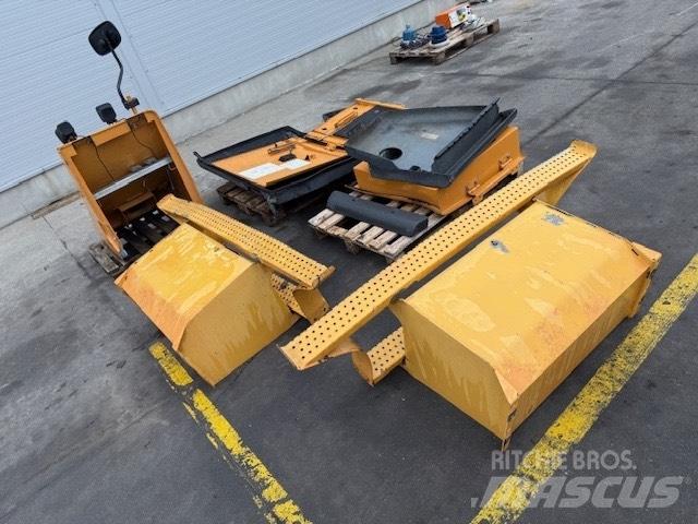 CASE WX 165 BODY Ramy i zawieszenie