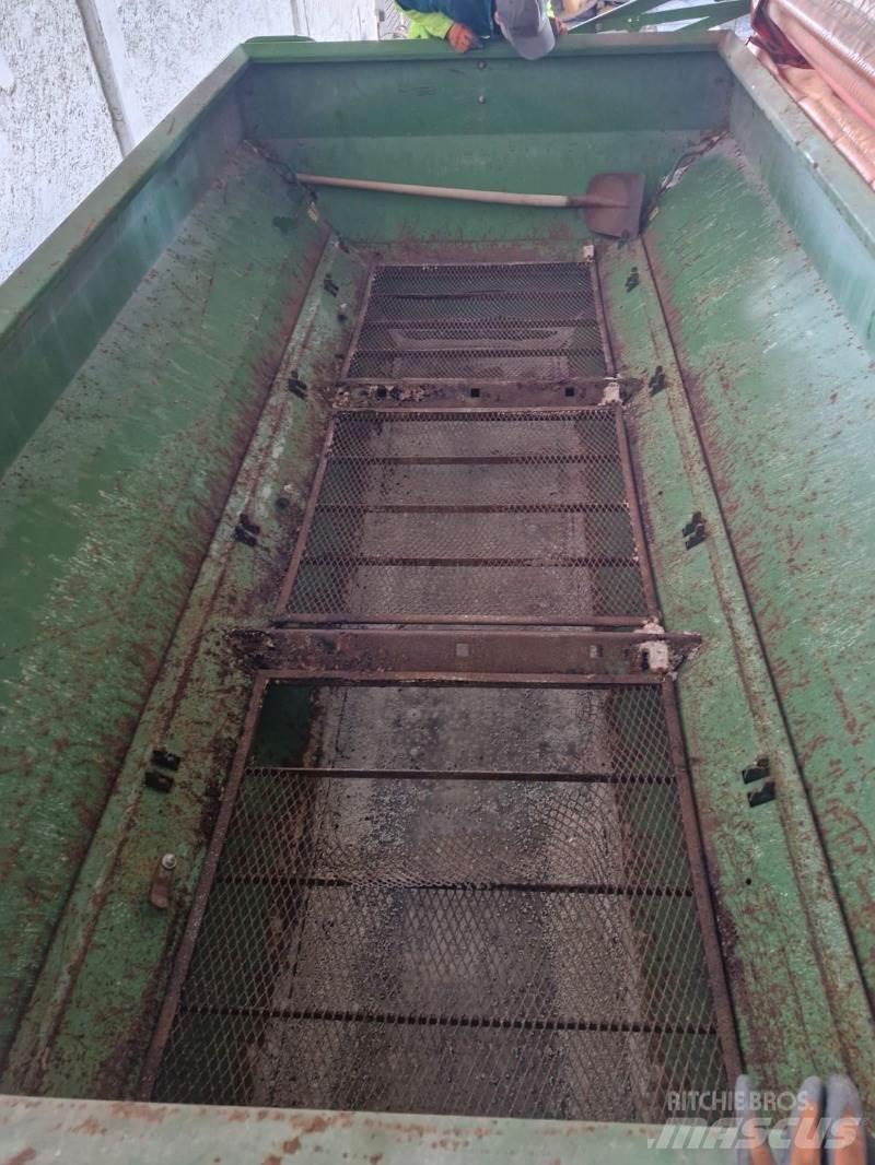 Amazone ZGB 5500 Rozrzutnik nawozów mineralnych