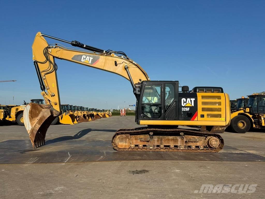CAT 326FL Koparki gąsienicowe