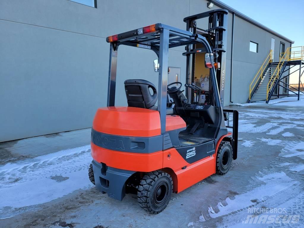 Toyota 8FB25 Wózki elektryczne