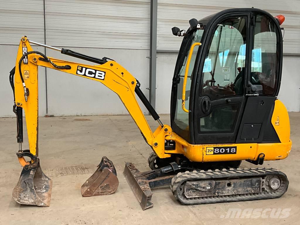 JCB 8018 Minikoparki