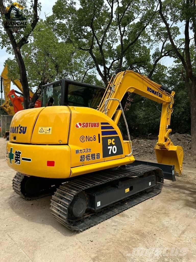 Komatsu PC70 Minikoparki
