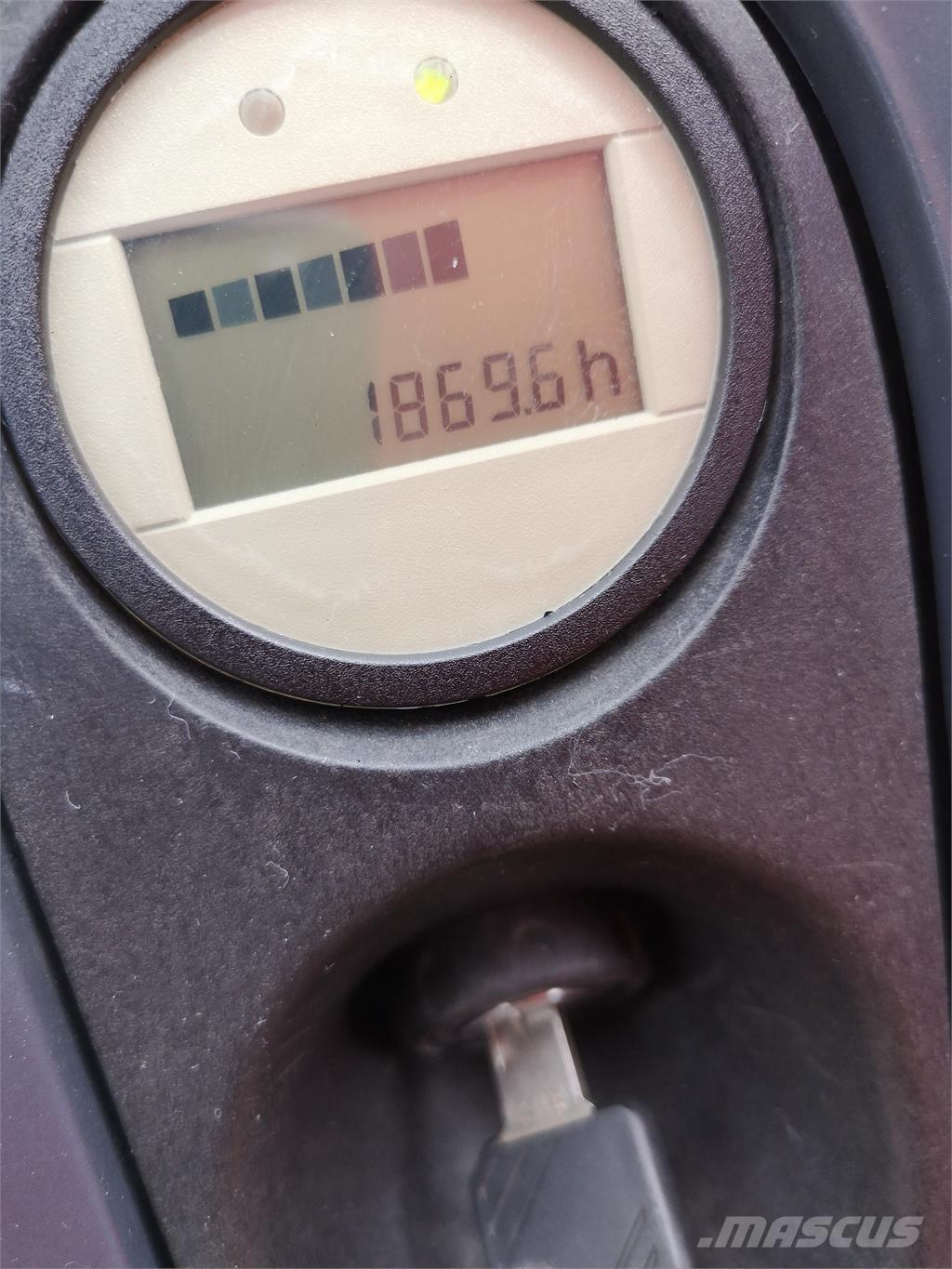 Linde T16 Li-Ion Wózki widłowe unoszące z dyszlem