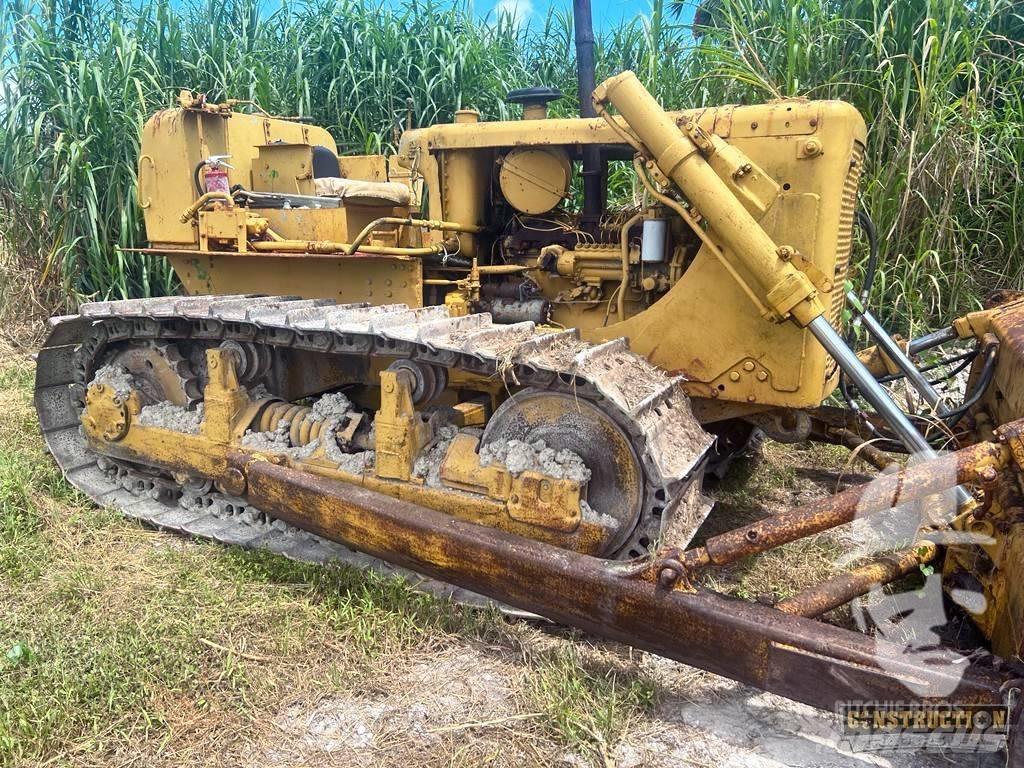 CAT D 6 C Spycharki gąsienicowe