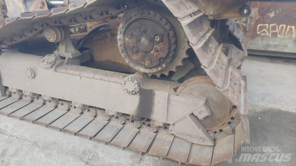 CAT D 4 LGP Spycharki gąsienicowe